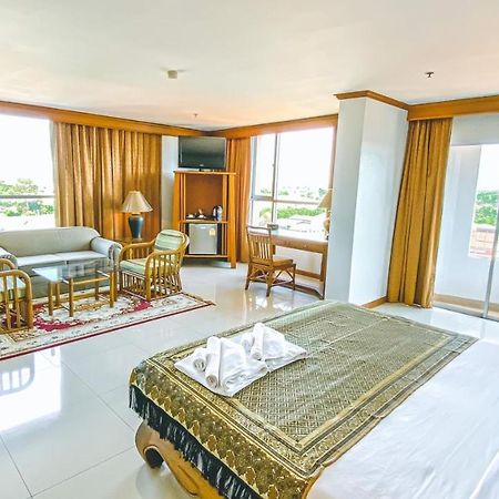 K Park Grand Hotel Surat Thani Exteriér fotografie