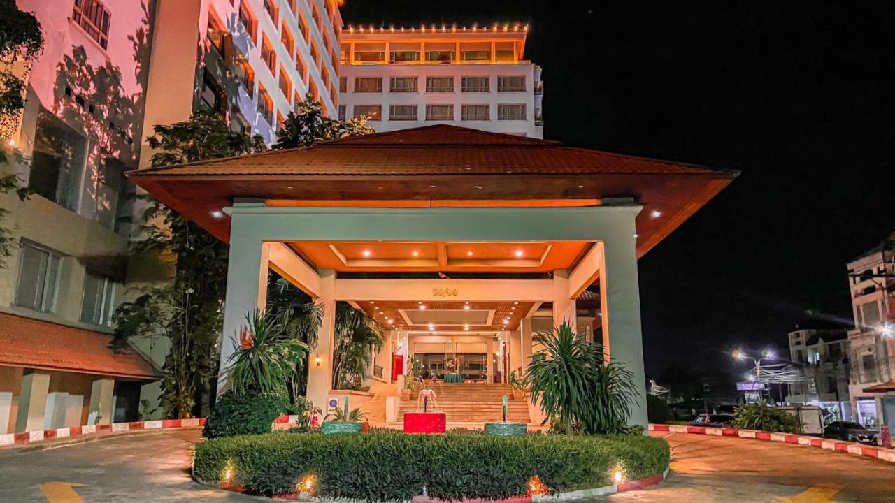 K Park Grand Hotel Surat Thani Exteriér fotografie